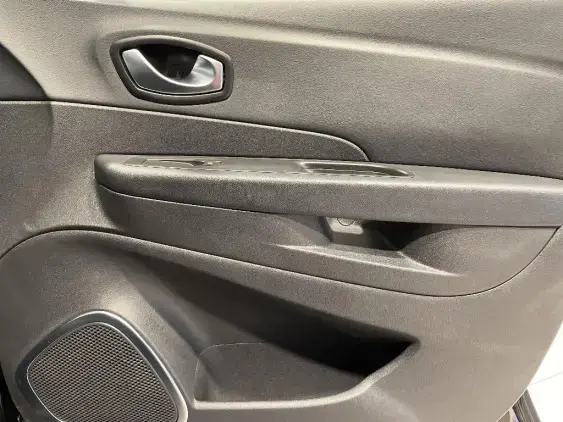 RENAULT CAPTUR - voiture d'occasion - Photo 19