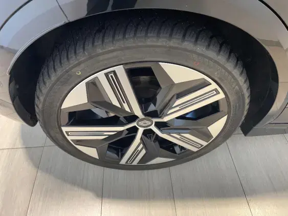 RENAULT MEGANE V - voiture d'occasion - Photo 22