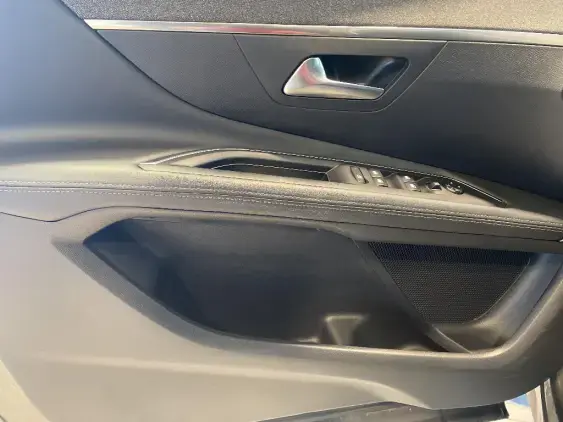 PEUGEOT 3008 II - voiture d'occasion - Photo 18