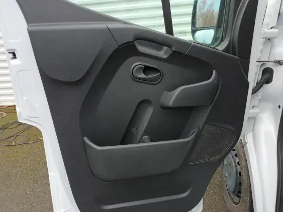 RENAULT MASTER III - voiture d'occasion - Photo 14