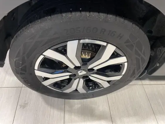 DACIA SANDERO III - voiture d'occasion - Photo 23