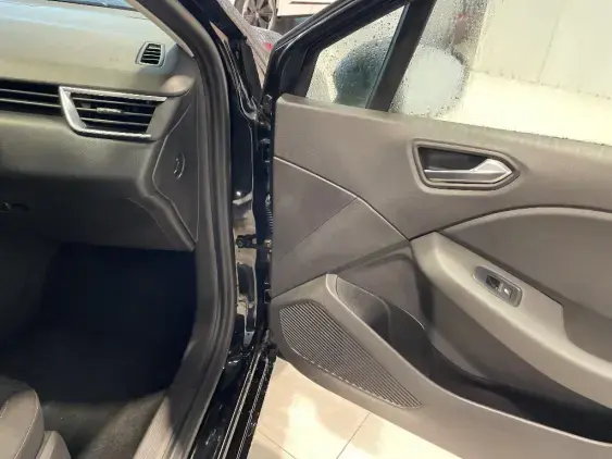 RENAULT CLIO V - voiture d'occasion - Photo 18