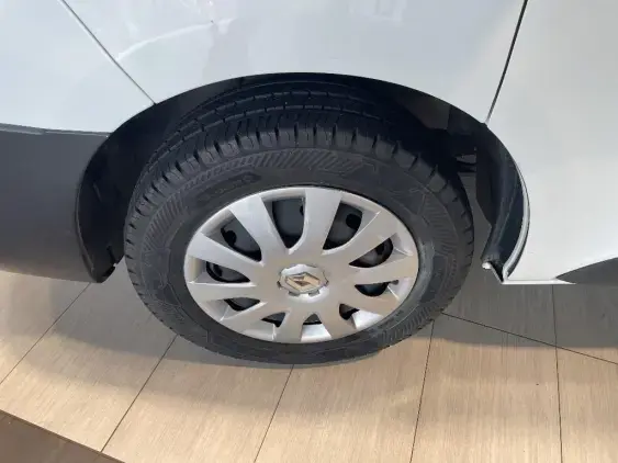 RENAULT TRAFIC FG III - voiture d'occasion - Photo 19