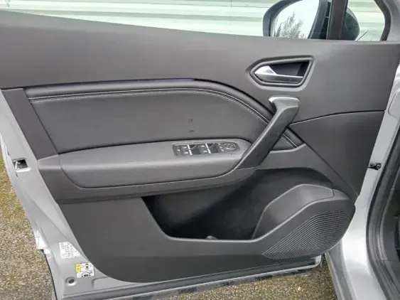 RENAULT CAPTUR II - voiture d'occasion - Photo 19