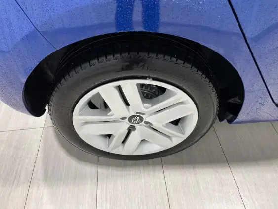 RENAULT CLIO V - voiture d'occasion - Photo 23