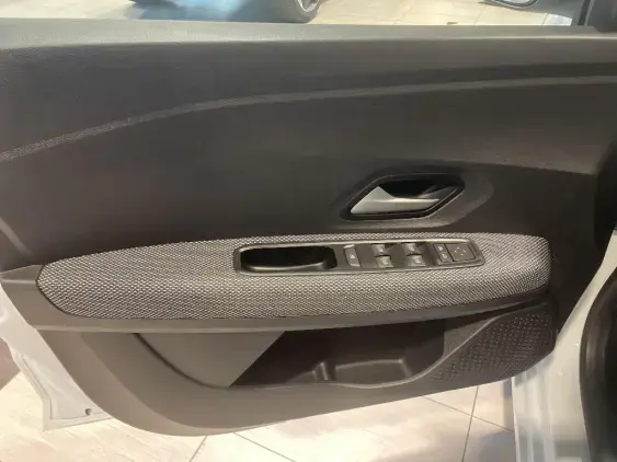 DACIA SANDERO III - voiture d'occasion - Photo 18