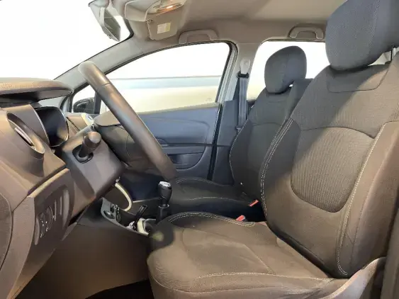 RENAULT CAPTUR - voiture d'occasion - Photo 17