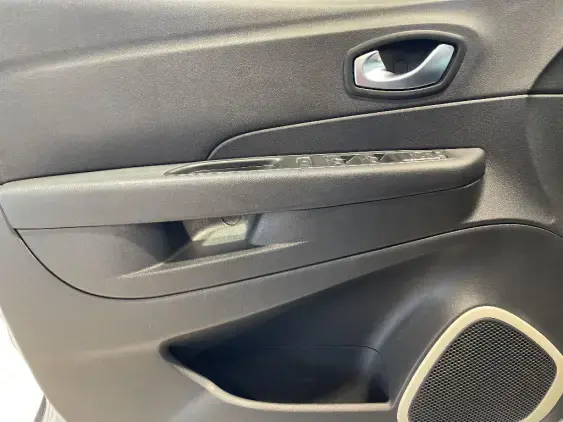 RENAULT CAPTUR - voiture d'occasion - Photo 18