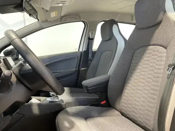 RENAULT ZOE - voiture d'occasion - Photo 16