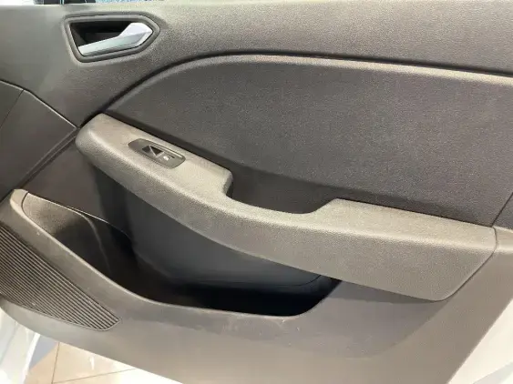 RENAULT CLIO V - voiture d'occasion - Photo 19