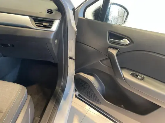 RENAULT CAPTUR II - voiture d'occasion - Photo 18