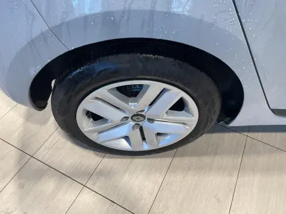 RENAULT CLIO V - voiture d'occasion - Photo 22