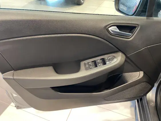 RENAULT CLIO V - voiture d'occasion - Photo 19