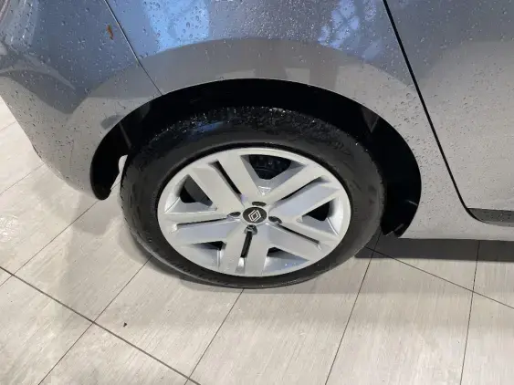 RENAULT CLIO V - voiture d'occasion - Photo 22