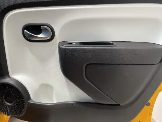 RENAULT TWINGO III - voiture d'occasion - Photo 18