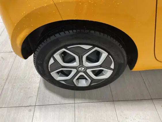 RENAULT TWINGO III - voiture d'occasion - Photo 22