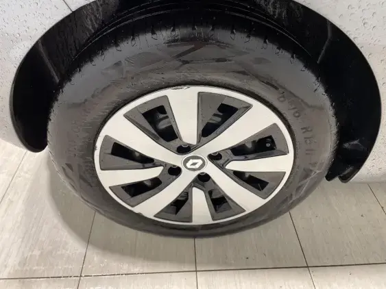 RENAULT CLIO V - voiture d'occasion - Photo 22