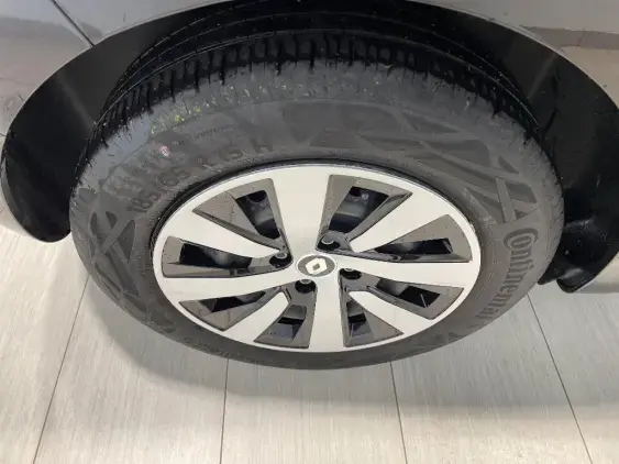 RENAULT CLIO V - voiture d'occasion - Photo 22