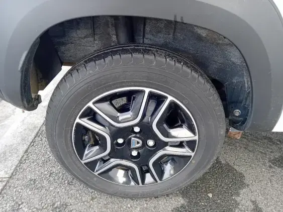 DACIA SPRING - voiture d'occasion - Photo 23