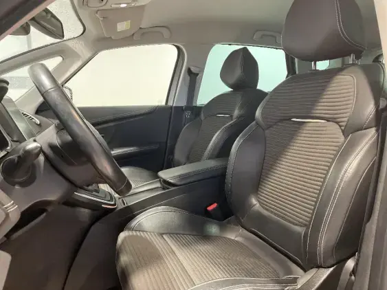 RENAULT SCENIC IV - voiture d'occasion - Photo 17