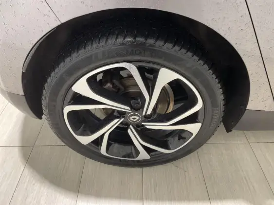 RENAULT SCENIC IV - voiture d'occasion - Photo 23