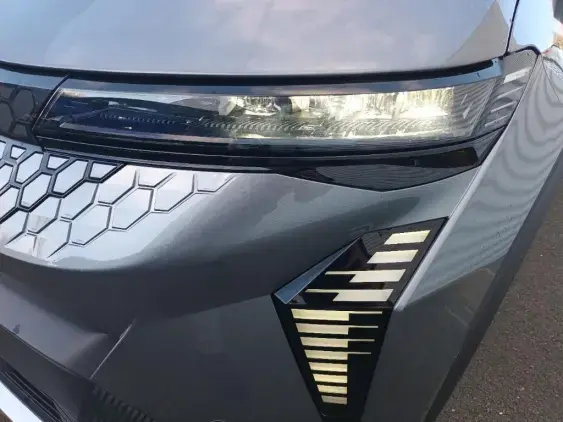 RENAULT SCENIC V ELECTRIQUE - voiture d'occasion - Photo 19