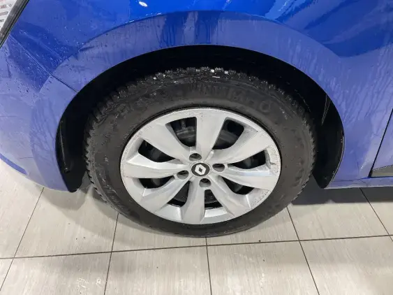 RENAULT CLIO V - voiture d'occasion - Photo 19