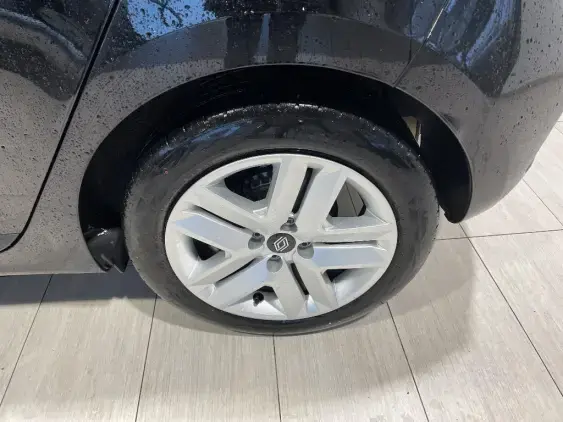 RENAULT CLIO V - voiture d'occasion - Photo 22