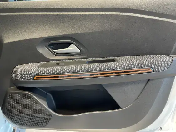 DACIA SANDERO III - voiture d'occasion - Photo 18