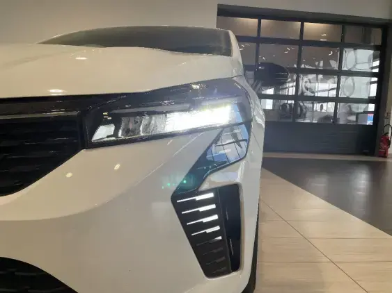 RENAULT CLIO V - voiture d'occasion - Photo 20