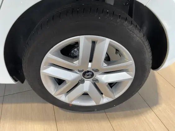 RENAULT CLIO V - voiture d'occasion - Photo 22