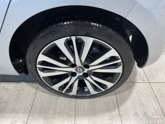 RENAULT CLIO V - voiture d'occasion - Photo 22