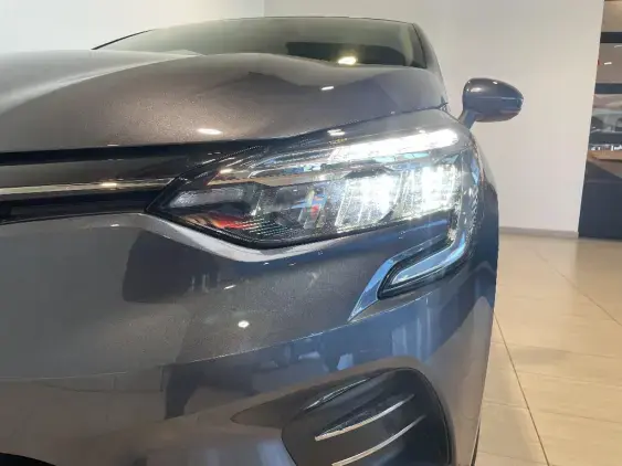 RENAULT CLIO V - voiture d'occasion - Photo 20