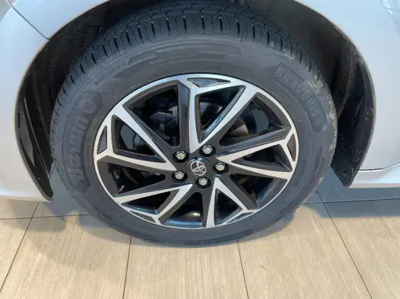 TOYOTA YARIS IV - voiture d'occasion - Photo 20