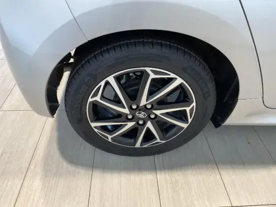 TOYOTA YARIS IV - voiture d'occasion - Photo 22