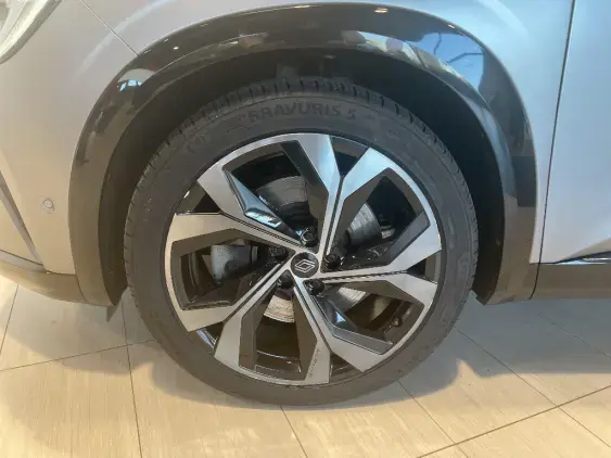 RENAULT ESPACE VI - voiture d'occasion - Photo 20