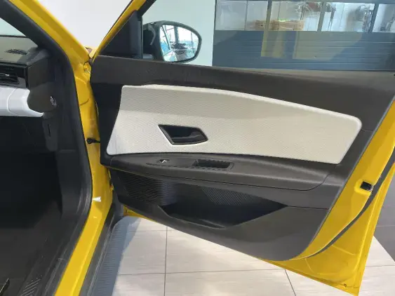 RENAULT 5 III - voiture d'occasion - Photo 16