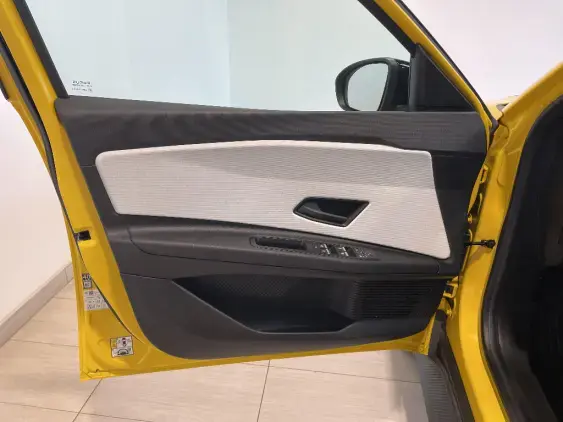 RENAULT 5 III - voiture d'occasion - Photo 17