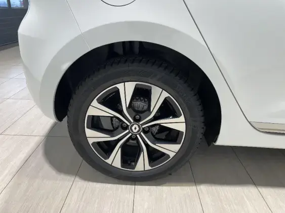 RENAULT CLIO V - voiture d'occasion - Photo 23