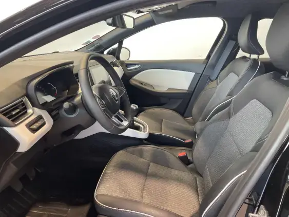 RENAULT CLIO V - voiture d'occasion - Photo 18