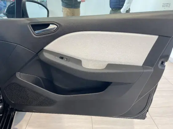 RENAULT CLIO V - voiture d'occasion - Photo 20