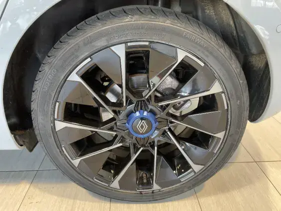 RENAULT CLIO V - voiture d'occasion - Photo 22