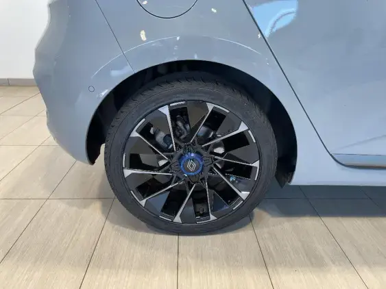 RENAULT CLIO V - voiture d'occasion - Photo 23