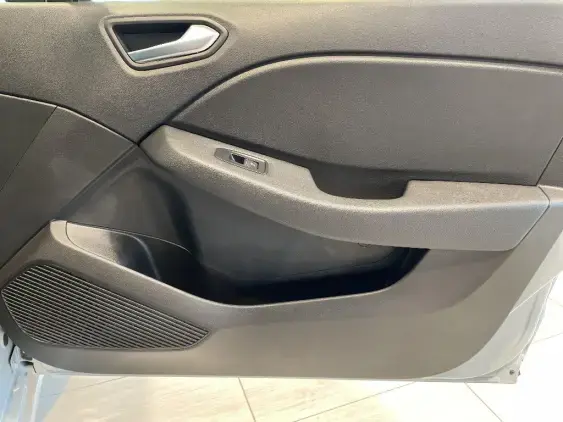 RENAULT CLIO V - voiture d'occasion - Photo 19