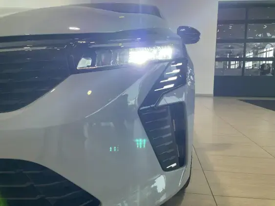 RENAULT CLIO V - voiture d'occasion - Photo 20