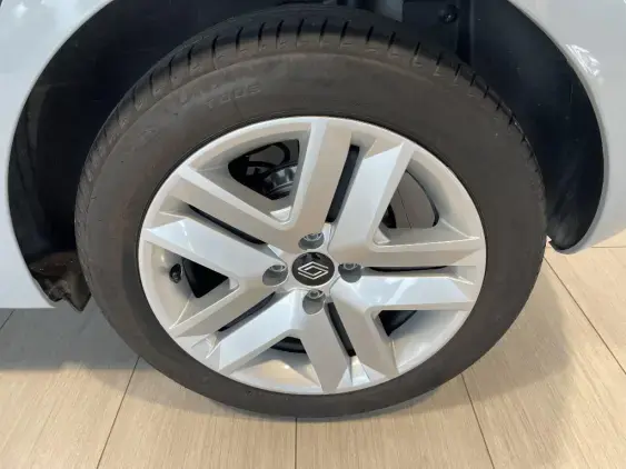 RENAULT CLIO V - voiture d'occasion - Photo 22