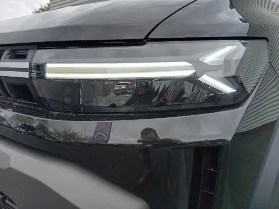 DACIA DUSTER III - voiture d'occasion - Photo 22