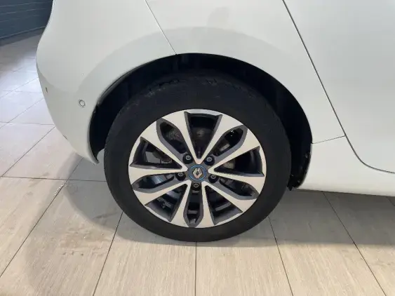 RENAULT ZOE - voiture d'occasion - Photo 22