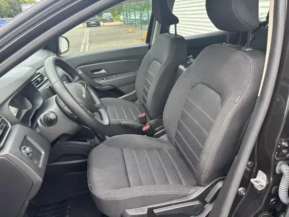DACIA DUSTER II - voiture d'occasion - Photo 17
