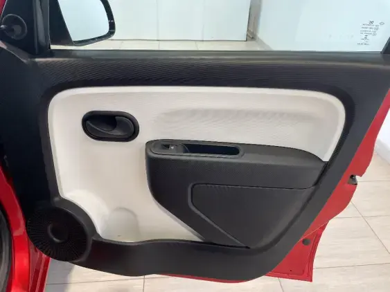 RENAULT TWINGO III - voiture d'occasion - Photo 18